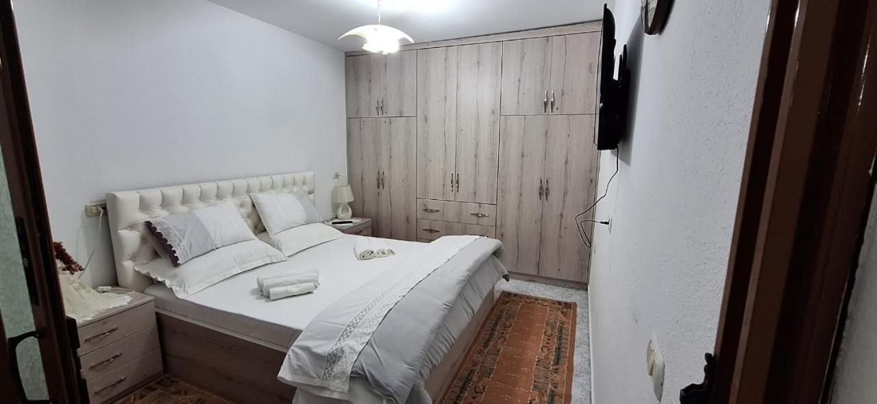 Marbi Guest House Gjirokastër Екстериор снимка