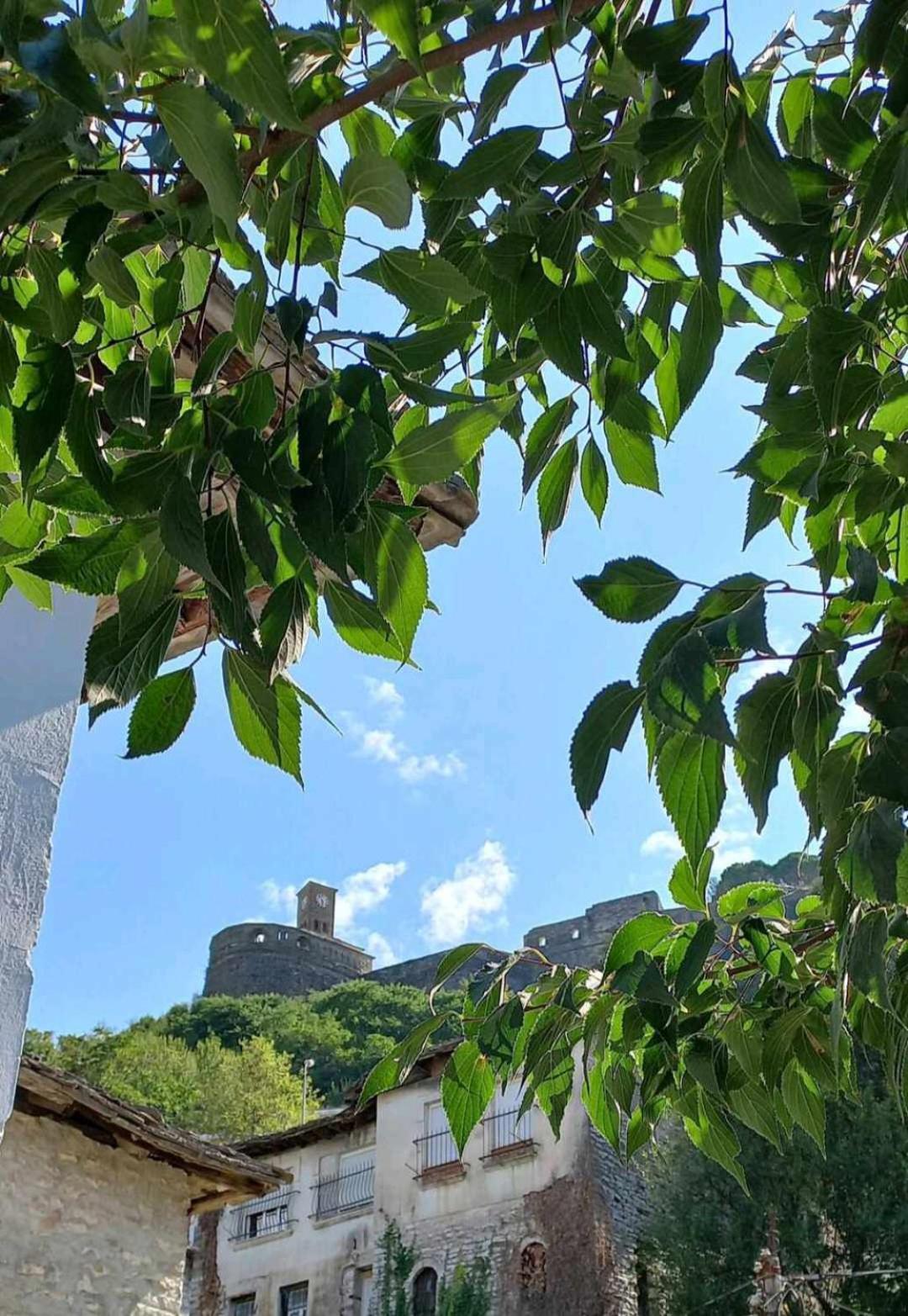 Marbi Guest House Gjirokastër Екстериор снимка