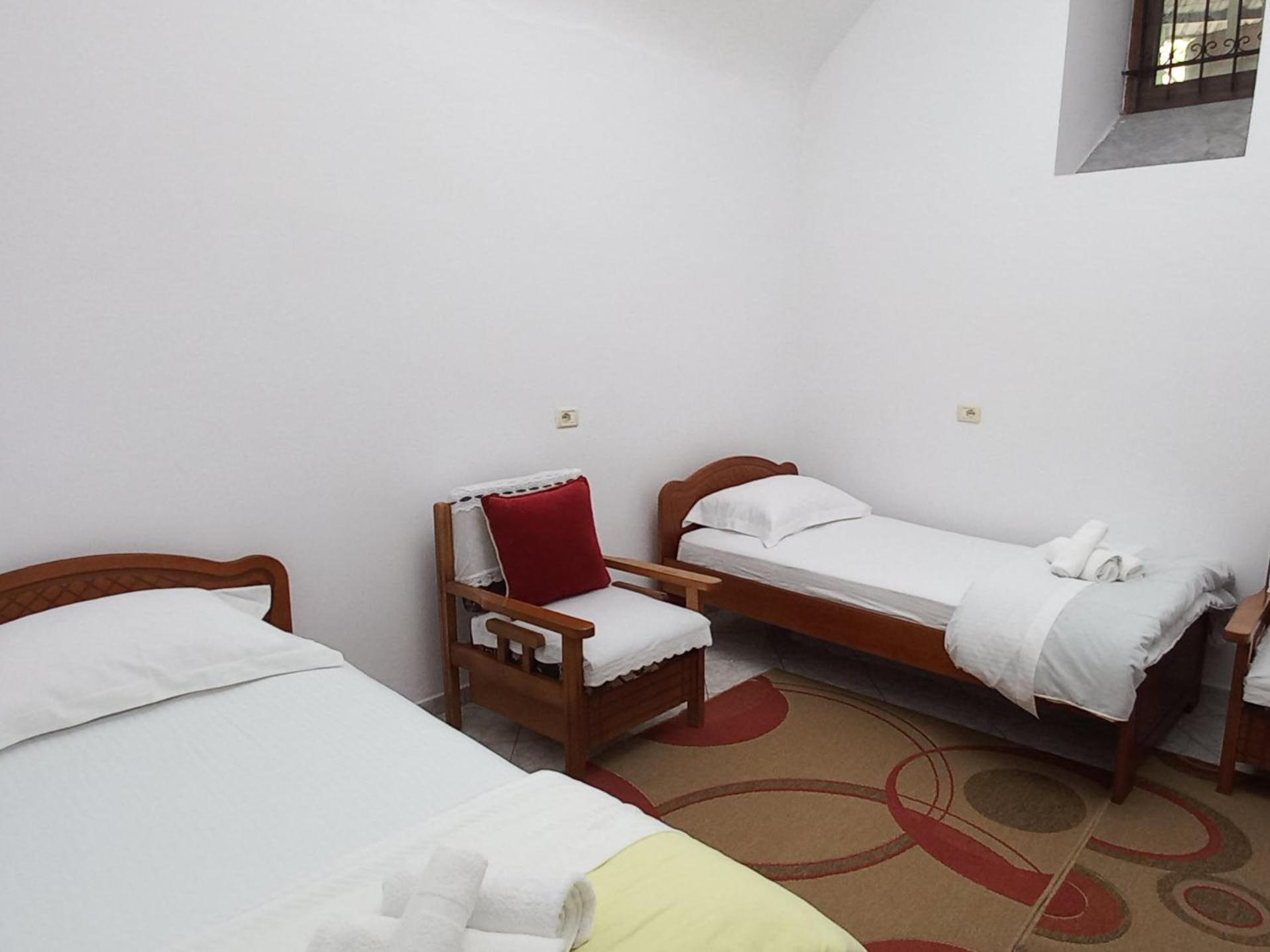 Marbi Guest House Gjirokastër Екстериор снимка