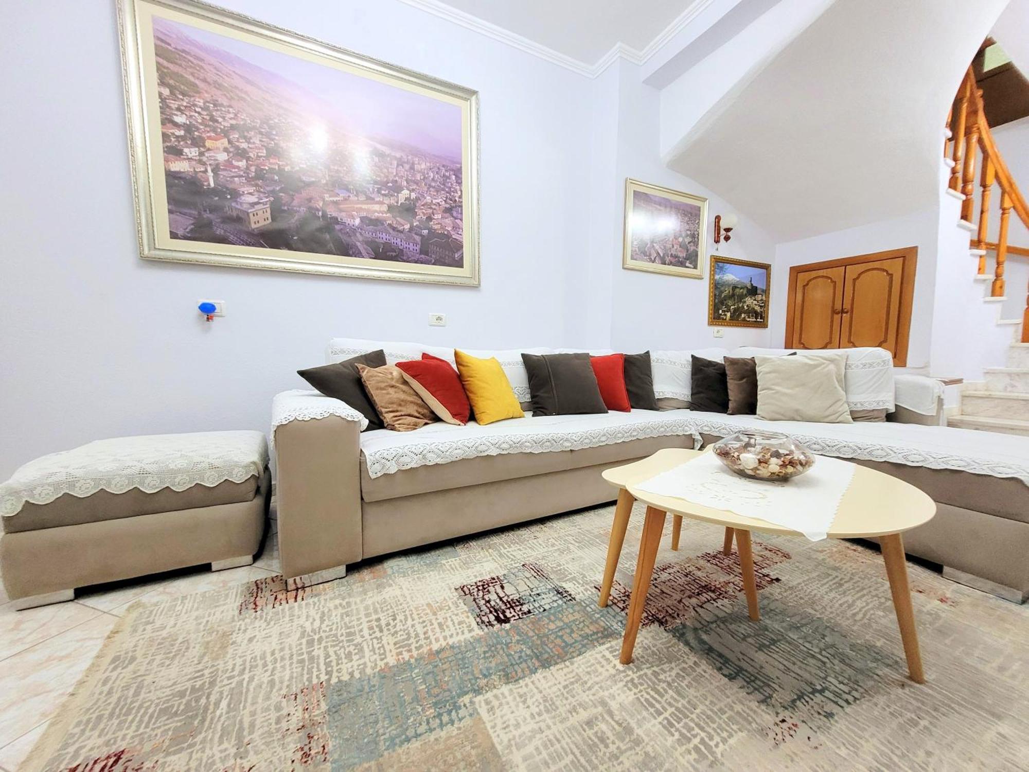 Marbi Guest House Gjirokastër Екстериор снимка