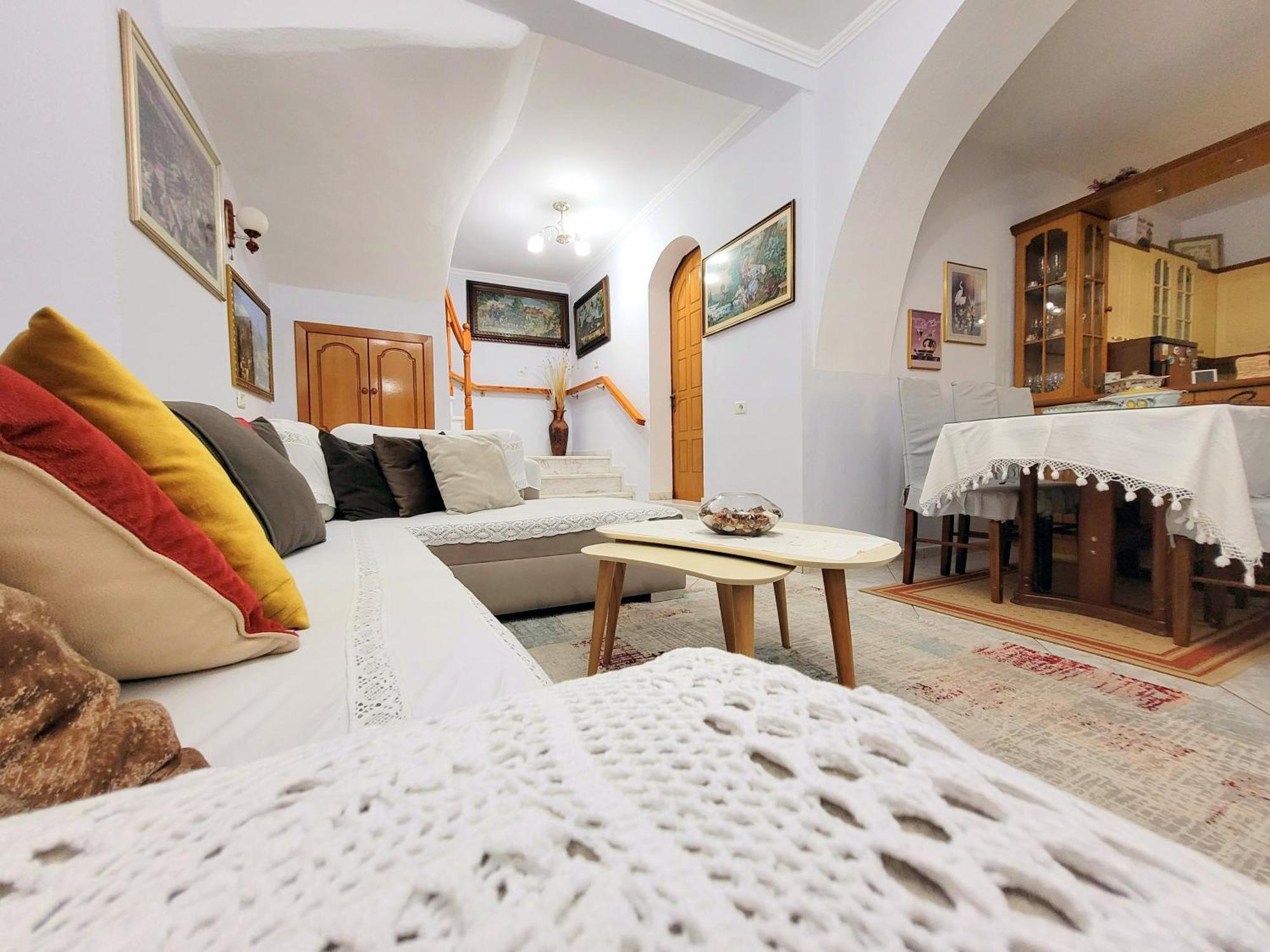Marbi Guest House Gjirokastër Екстериор снимка